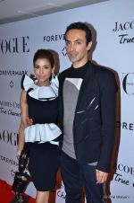 at Vogue_s 5th Anniversary bash in Trident, Mumbai on 22nd Sept 2012 (198).JPG